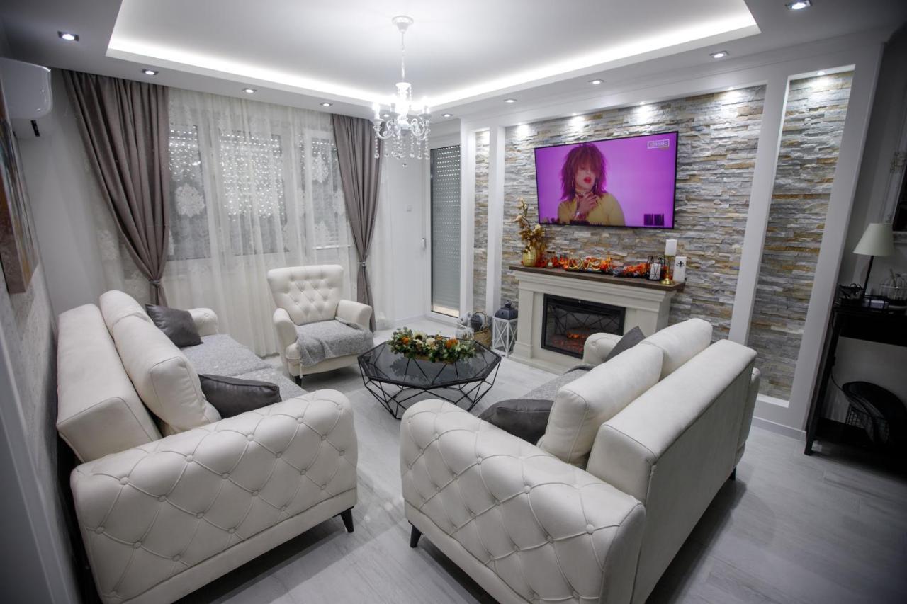 Apartman Mdb Retro 수보티차 외부 사진