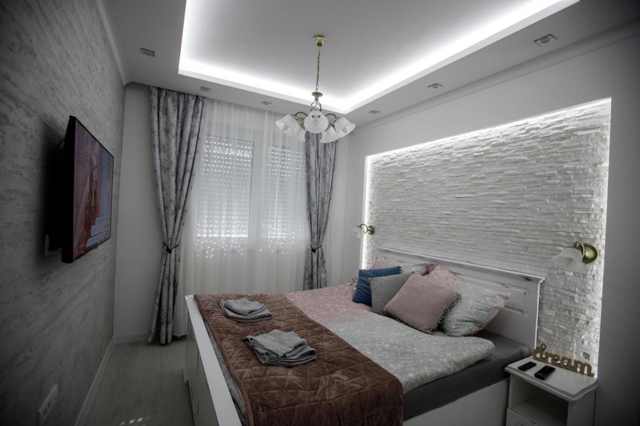 Apartman Mdb Retro 수보티차 외부 사진
