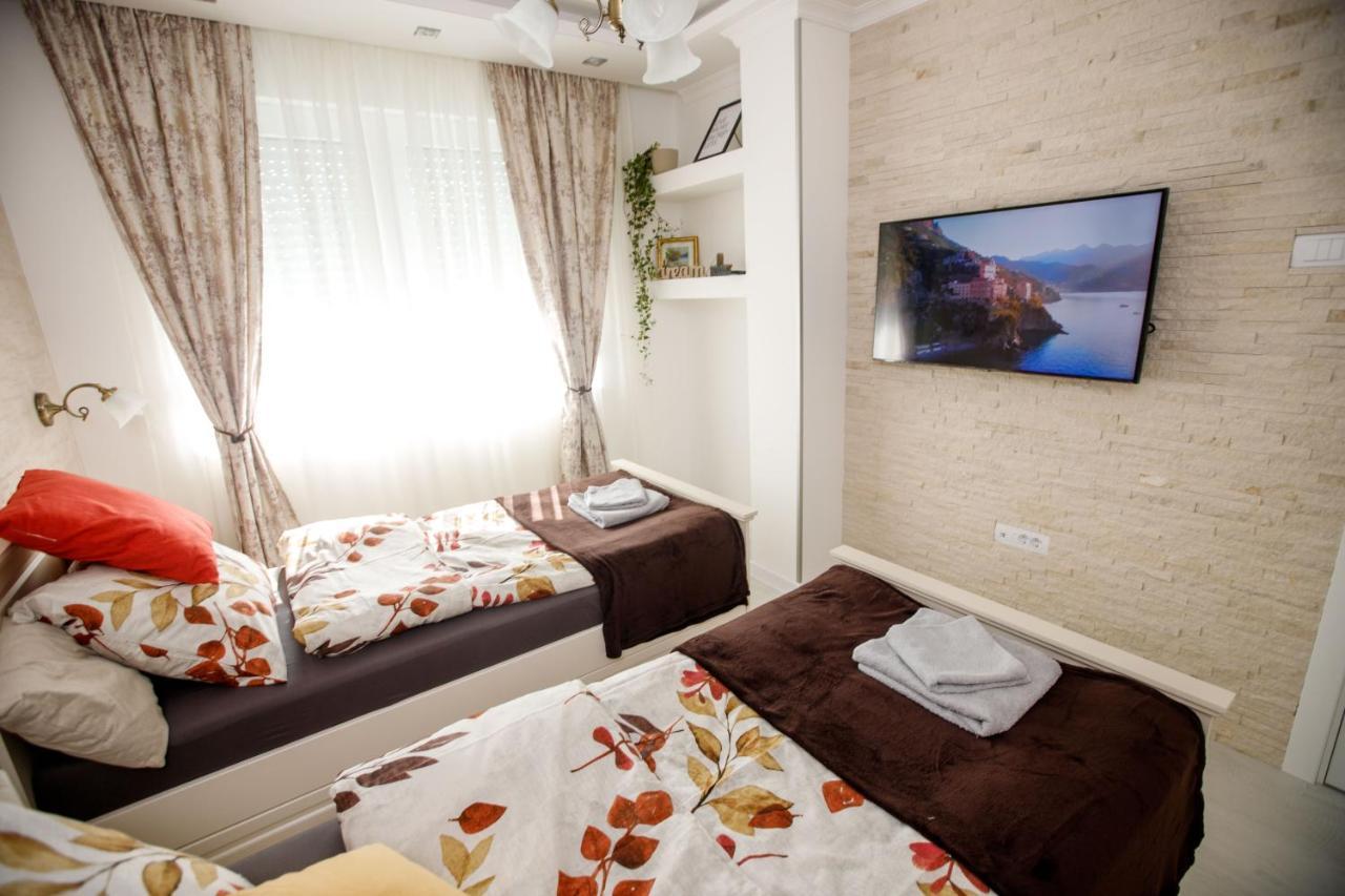 Apartman Mdb Retro 수보티차 외부 사진