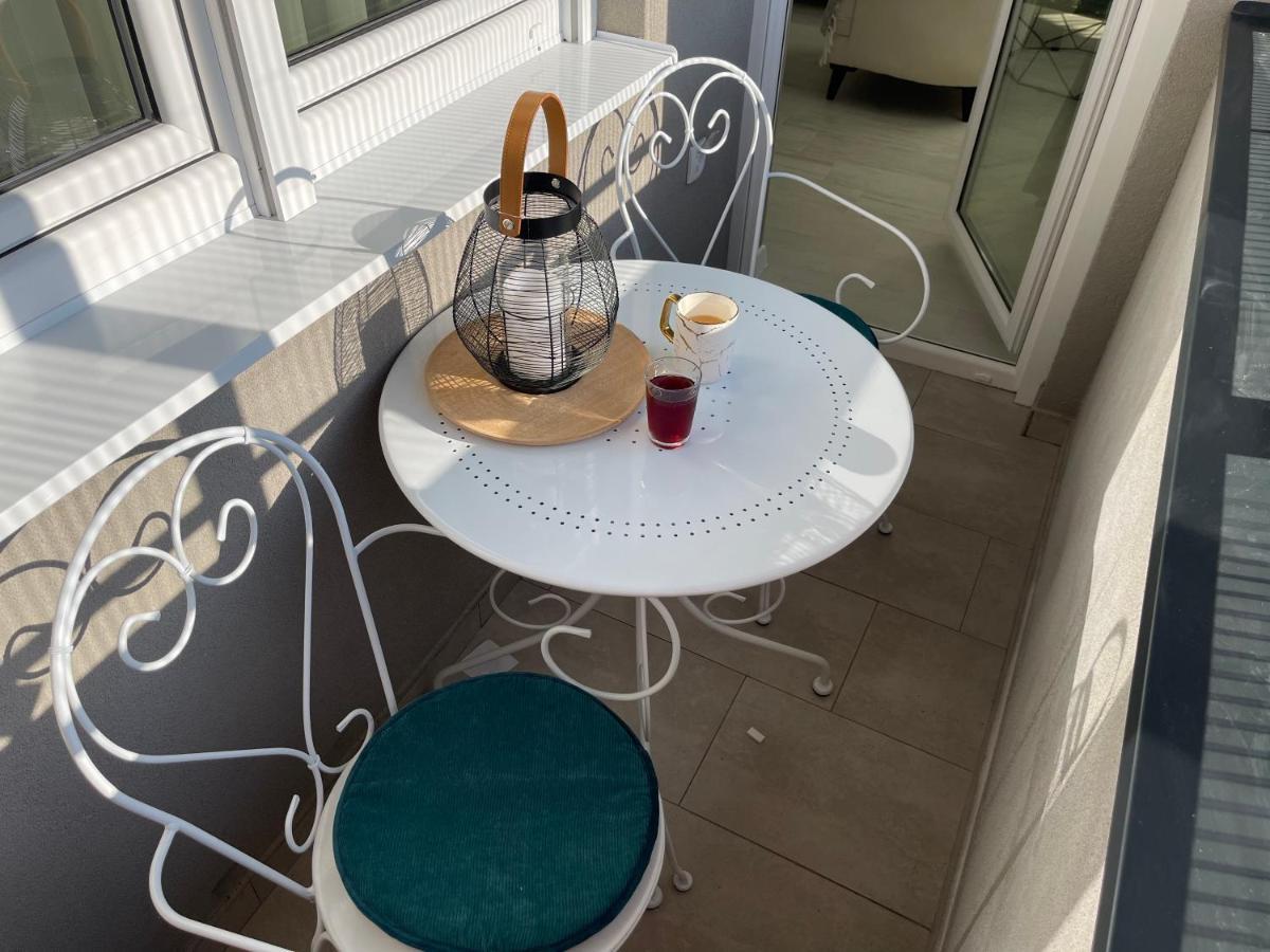 Apartman Mdb Retro 수보티차 외부 사진